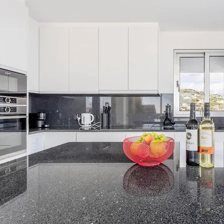 Oceano Sereno By Galmi Ponta do Sol (Madeira)