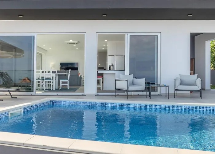 Oceano Sereno By Galmi Ponta do Sol (Madeira)