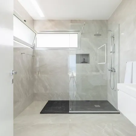 Oceano Sereno By Galmi Ponta do Sol (Madeira)