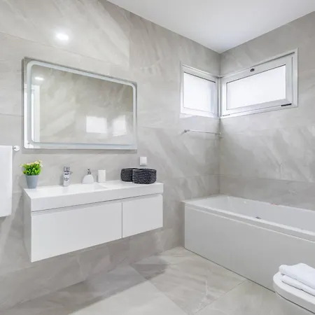 Villa Oceano Sereno By Galmi